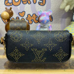 Louis Vuitton Wallet on Chain Ivy M82653 Black